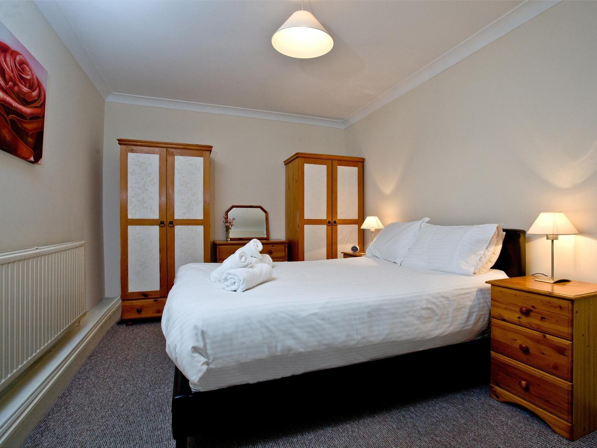 Апартаменты 1 Roundham Heights